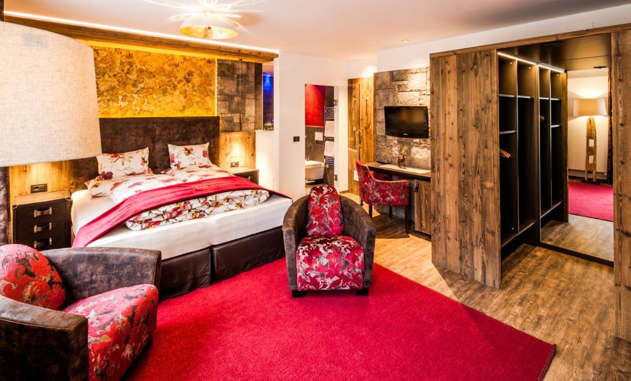 מאלס ונוסטה Hotel Tyrol מראה חיצוני תמונה
