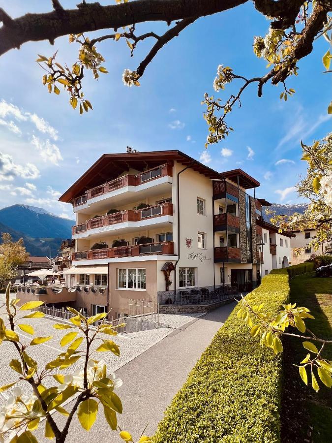 מאלס ונוסטה Hotel Tyrol מראה חיצוני תמונה