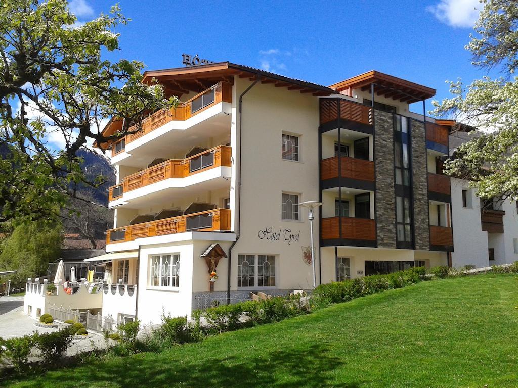 מאלס ונוסטה Hotel Tyrol מראה חיצוני תמונה