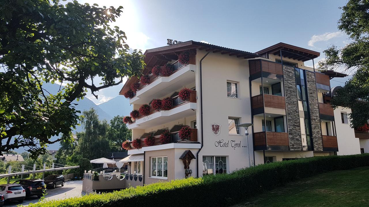 מאלס ונוסטה Hotel Tyrol מראה חיצוני תמונה